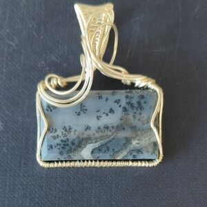 Elegant Wire Wrapped Pendant